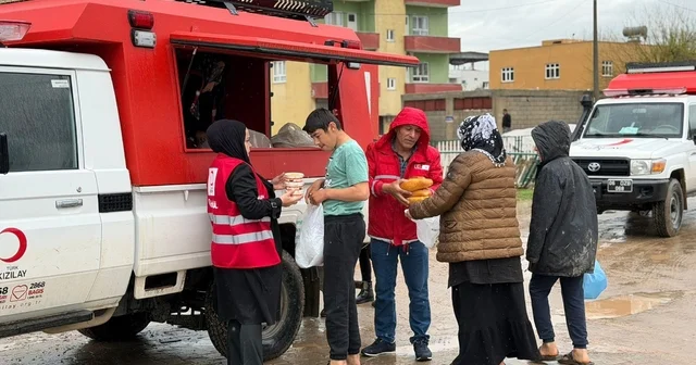Kurtalan da sel mağdurlarına destek Siirt Haberleri