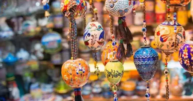 Seyahat tutkunlarına özel hediyelik rehberi: Hangi şehirden ne alınır?