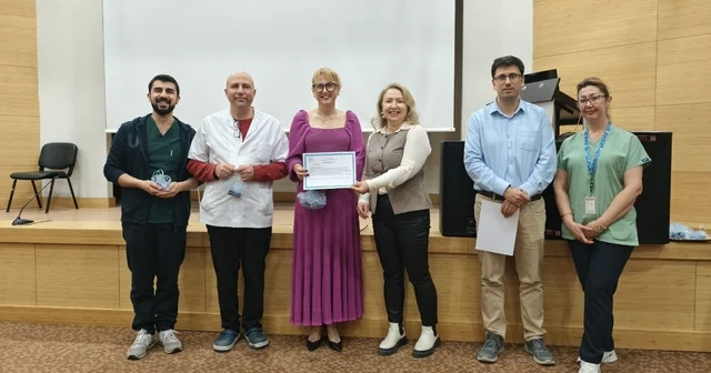 Sağlık çalışanları adım adım yarıştı Manisa Haberleri