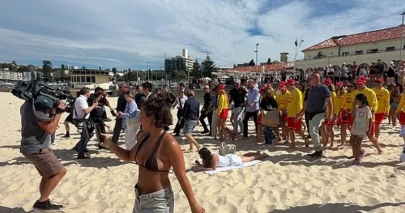 Sahilde Harry ve Meghan’ı takmayan kadın kahraman ilan edildi