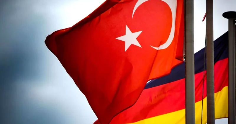 Almanya dan sürpriz Türkiye analizi! Erdoğan ı örnek gösterdiler: Kapının dışında kaldık