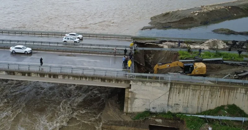 Batman Çayı’nda su seviyesi yükseldi: Köprü bağlantısında çökme meydana geldi!