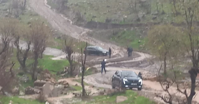 Şırnak ta köy yolu kapandı, öğretmenler mahsur kaldı Şırnak Haberleri