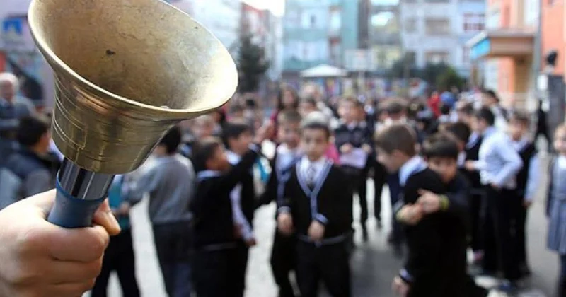 Yapılan kanlı saldırılar sonrası okullarda bir dönem sona erdi