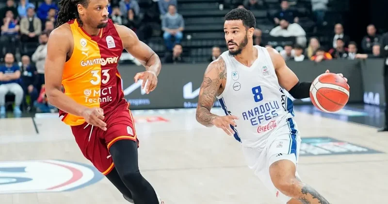 Potada hafta derbiyle kapanıyor! Galatasaray MCT Technic evinde Anadolu Efes e karşı
