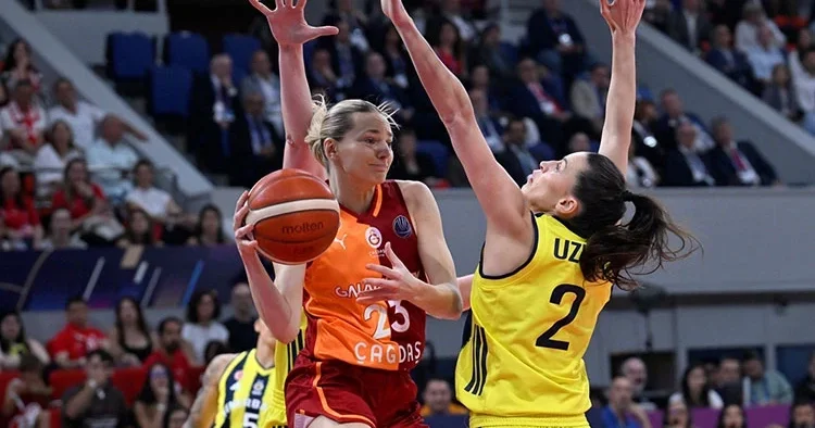 Fenerbahçe Opet 68 55 Galatasaray Çağdaş Faktoring (FIBA Kadınlar Euroleague finali)