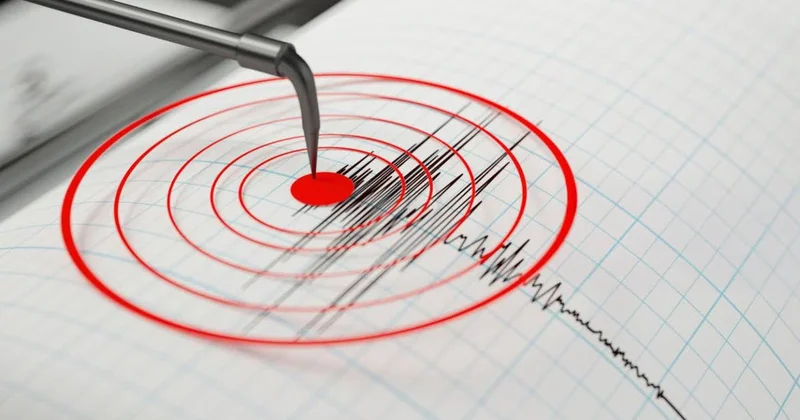 Japonya da 7.4 büyüklüğünde deprem! Tsunami uyarısı yapıldı