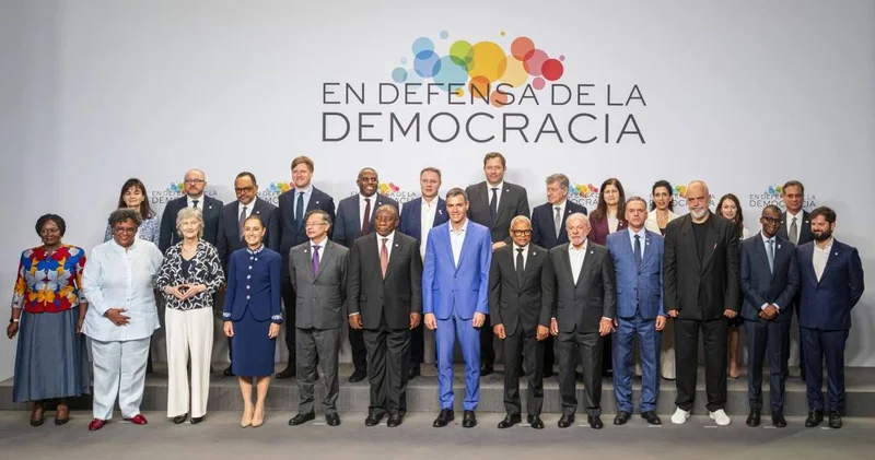 Sol liderlerden Barselona da güç gösterisi: Yeni düzeni biz kuracağız