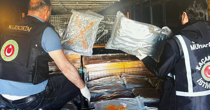 Havada, karada, denizde ve sınırda... Zehir baronlarına 4 koldan darbe