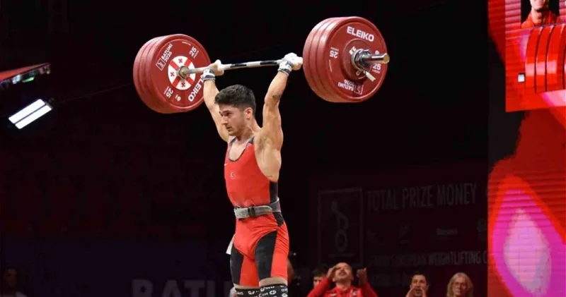 Muhammed Furkan Özbek kimdir? Halterci Muhammed Furkan Özbek nereli kaç yaşında hayatı biyografisi Kimdir