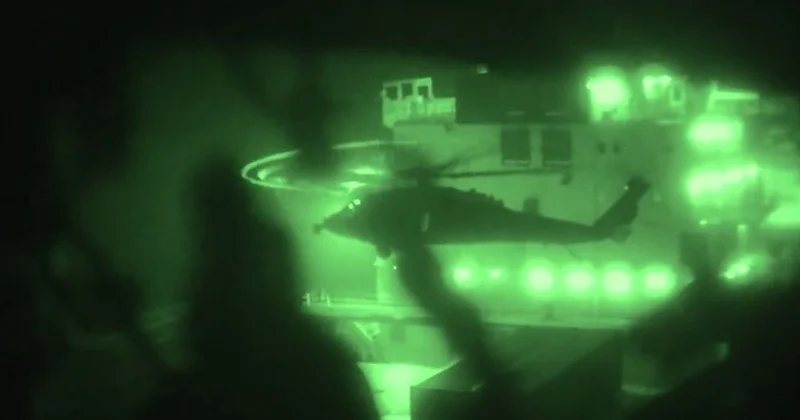 CENTCOM, İran gemisini ele geçirme operasyonunun görüntülerini paylaştı