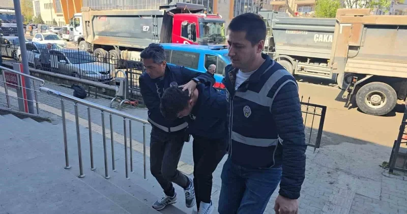 Sosyal medyada yayılan iddia ortalığı karıştırdı: Okullarda eylem paylaşımları yapan şüpheli adliyeye sevk edildi Gündem Haberleri