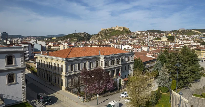 Anadolu’nun ilk devlet lisesi 141 yıldır eğitim veriyor