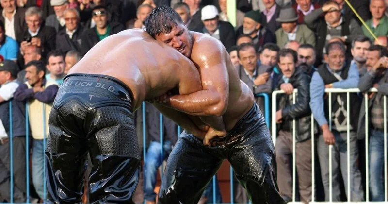 Yağlı güreş sezonu açıldı! İşte yeni dönemin ilk başpehlivanlığını kazanan isim