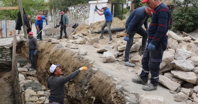 Bozdoğan Belediyesi Alamut Mahallesi nde taş duvar çalışmasını tamamladı Aydın Haberleri
