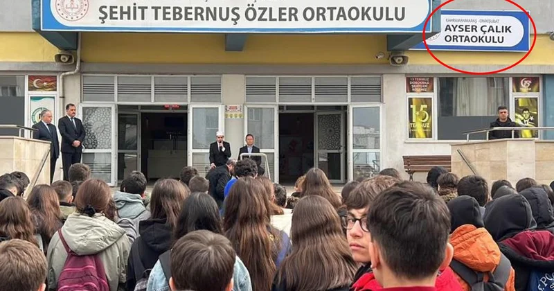 Kahramanmaraş ta öğrenciler, saldırıda hayatını kaybedenler için dua etti