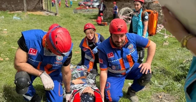 Eskişehir de 45 personelin katılımıyla UMKE tatbikatı gerçekleştirildi Eskişehir Haberleri