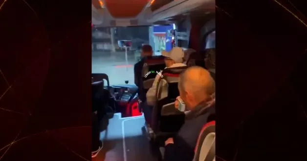 Otobüste ilginç anons: “Dişi düşen var mı?”