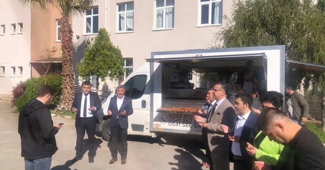 Yatağan da şehit öğretmen ve öğrenciler için lokma hayrı yapıldı Muğla Haberleri