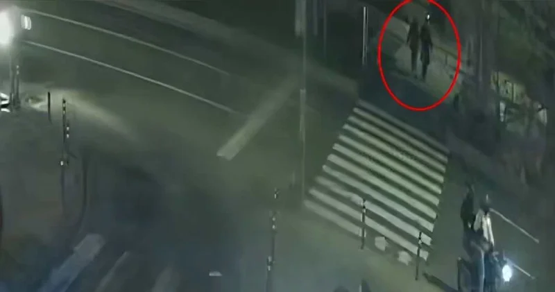 Yaya geçidinde yürüyen iki arkadaşa otomobil çarptı: 20 yaşındaki Zümra hayatını kaybetti