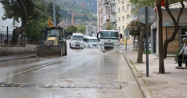 Şehzadelerin dönüşen mahallelerinde kapsamlı temizlik Manisa Haberleri