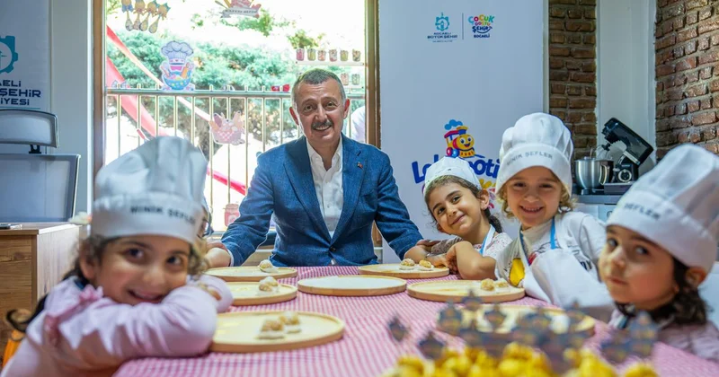 Büyükşehir, aileyi bir arada tutan yaşam modelini hayata geçirdi; Türkiye’nin en kapsamlı yaşam projesi Kocaeli’de