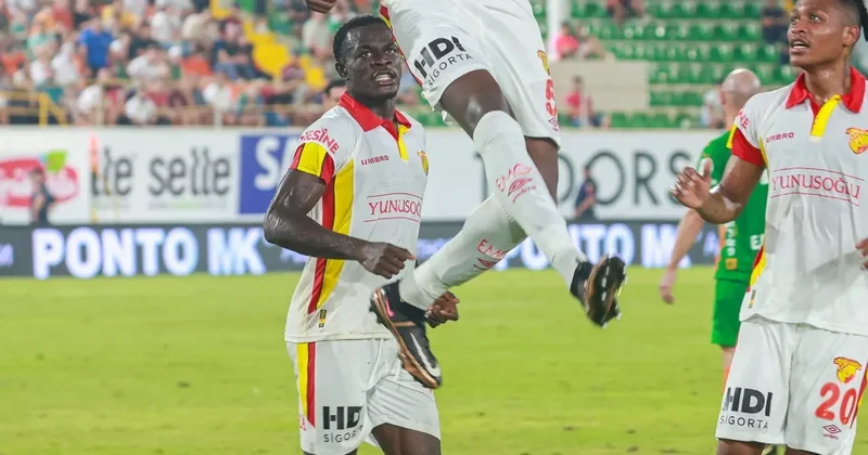 Süper Lig ekibinde ayrılık! Oyuncuya veda edildi