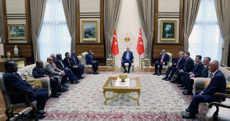 Cumhurbaşkanı Erdoğan, Sudan Başbakanı Kamil İdris’i kabul etti!