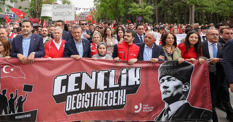 Özgür Özel, İngiliz dergisine konuştu: Bir çok cephede varız mücadeleye devam Sözcü Gazetesi