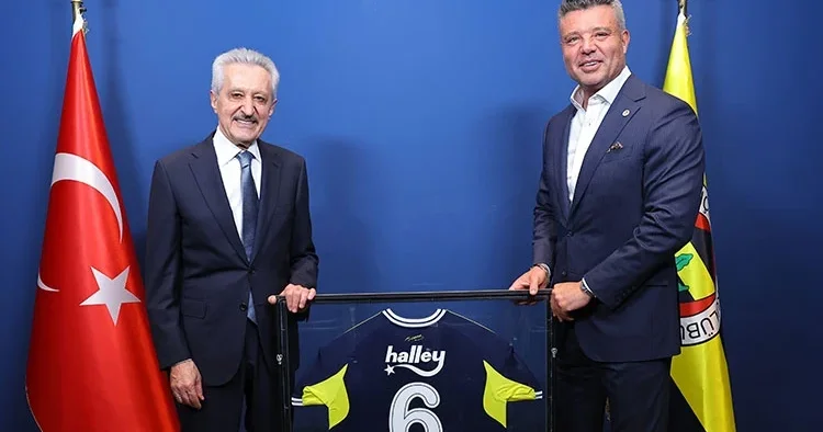 Fenerbahçe de sürpriz imza!