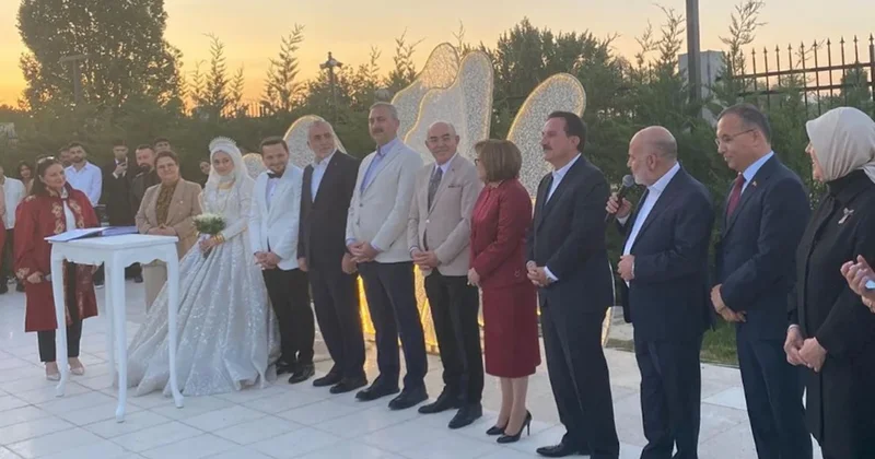 Düğününe bakan ordusu katılan damat rüşvetten gözaltında Sözcü Gazetesi