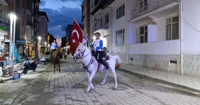 Selendi de cirit atlı fener alayı Manisa Haberleri