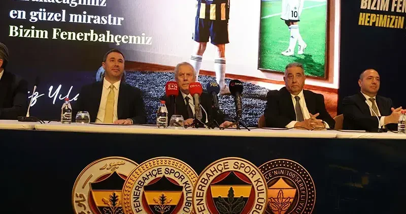 Fenerbahçe başkan adayı Aziz Yıldırım İzmir’de kongre üyeleriyle bir araya geldi
