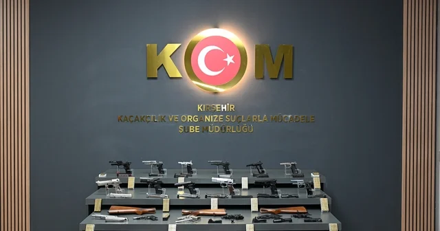 Kırşehir de kaçak silah operasyonu: 1 gözaltı Operasyonlarda çok sayıda silah parçası ve fişek ele geçirildi Kırşehir Haberleri