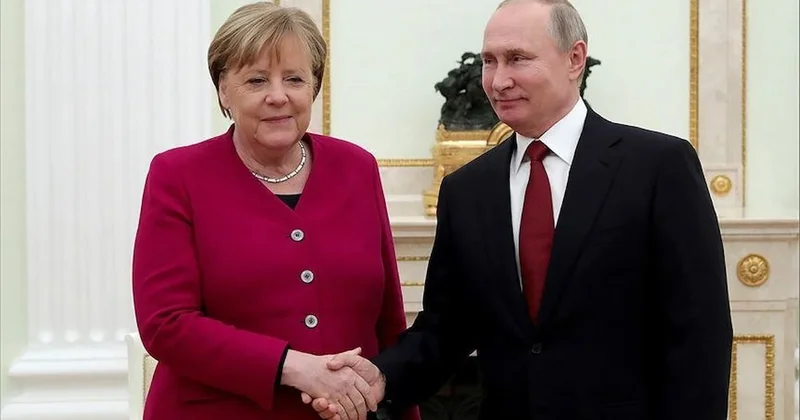 Avrupa Birliği Putin e fısıldayan isim olarak Merkel i işaret etti Sözcü Gazetesi