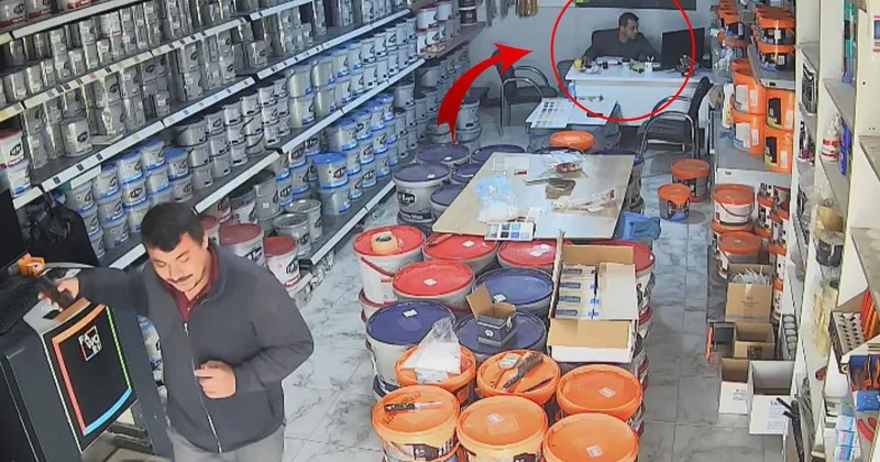 Soğukkanlı esnaf! Deprem anında yerinden bile kalkmadı