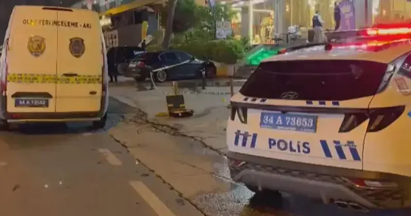 Beylikdüzü nde kafeyi kurşunlayan şüpheli kaçtı