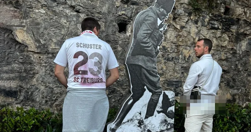 Dolmabahçe de Atatürk e büyük saygısızlık Sözcü Gazetesi