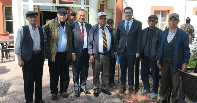 Genel Müdür Sezen, huzurevi sakinlerinin tecrübelerini dinledi Kırklareli Haberleri