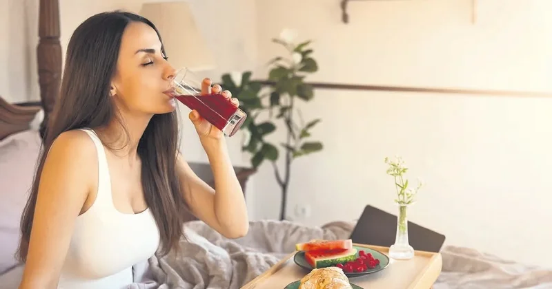 İyi bir uyku için kivi ve vişne yiyin!