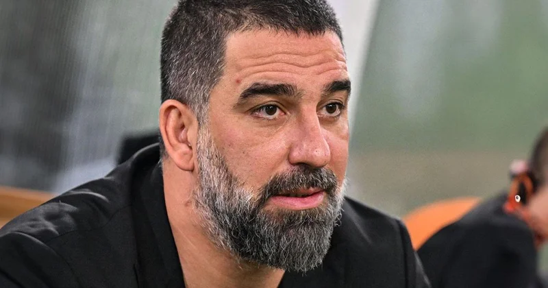 Takımın başına geçecek mi? Arda Turan dan Beşiktaş a cevap