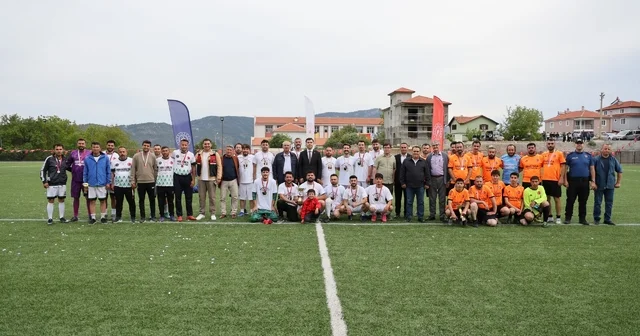 Çameli Kurumlar ve Mahalleler Arası Futbol Turnuvasının şampiyonu belli oldu Denizli Haberleri