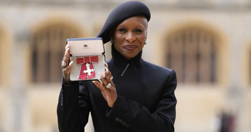 Cynthia Erivo ya Prens William dan kraliyet onur nişanı