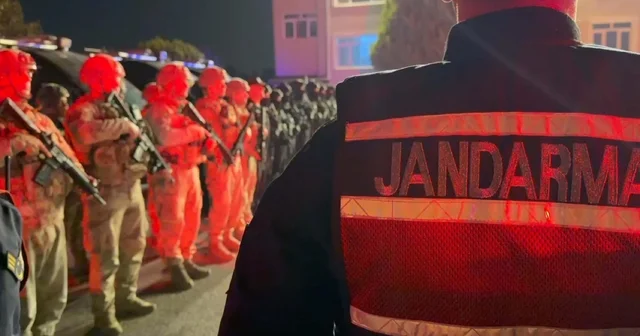 İzmir de Büyükşehir iştiraki şirkete ihaleye fesat operasyonu: 3 gözaltı İzmir Haberleri