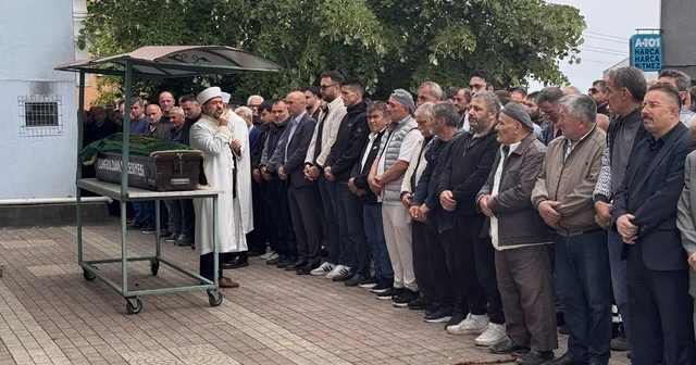 Zonguldak ta ruhsatsız maden ocağındaki göçükte ölen işçinin cenazesi defnedildi Zonguldak Haberleri