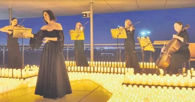 İLKER GEZİCİ Eşsiz İstanbul manzarasına karşı müzik ziyafeti