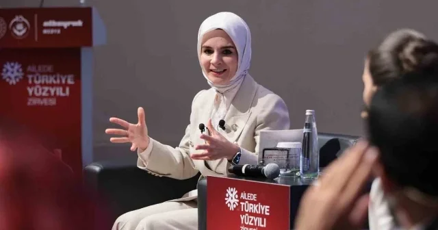 Çalışan anneler çocuk istiyor mu? Bakan Göktaş verilerle yanıtladı VİDEO İZLE