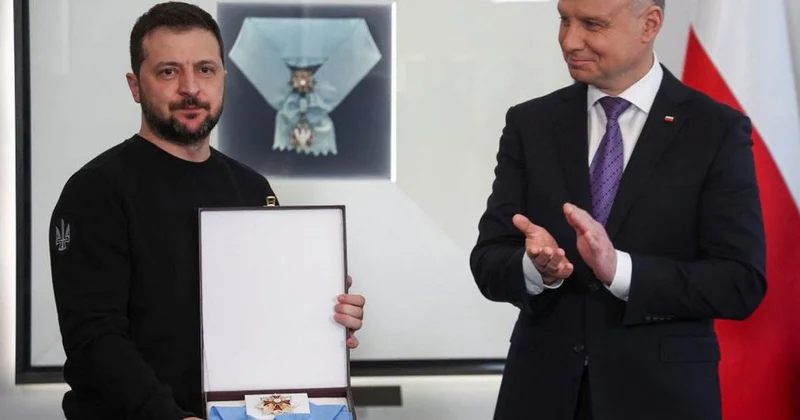 Polonya, Zelenskiy in Nişanını Geri Aldı
