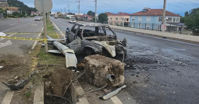 Samsun da otomobil aydınlatma direğine çarptı: 1 ölü, 1 yaralı
