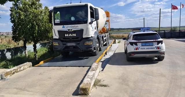Edirne de taşıma sınırını aşan kamyon sürücüsüne 60 bin lira ceza Edirne Haberleri Habertürk Yerel Haberler
